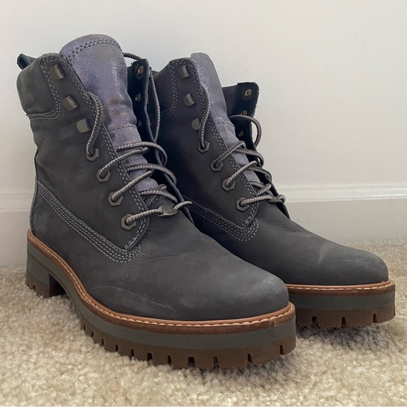 Timberland Courmayeur Boots Gray/Metallic Women’s 7.5